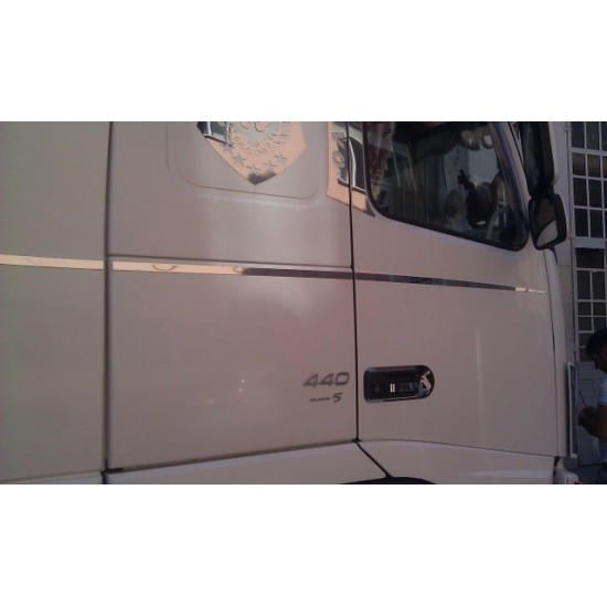 Volvo Krom Kapı Çıtası Eski Model